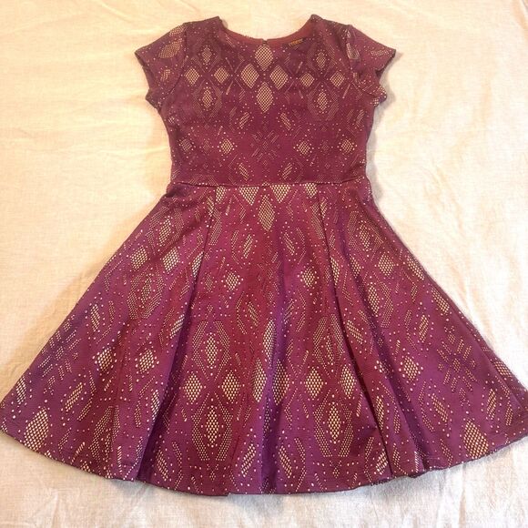 Renee C Shiloe Texture Knit Dress Womens XSP Purple Cut Out Design Lined Twirl - Picture 13 of 13